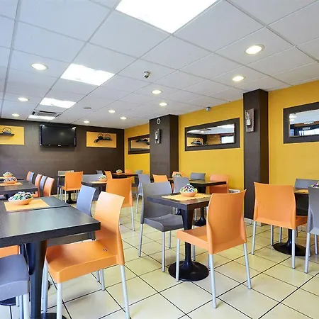 Korner Etoile Отель