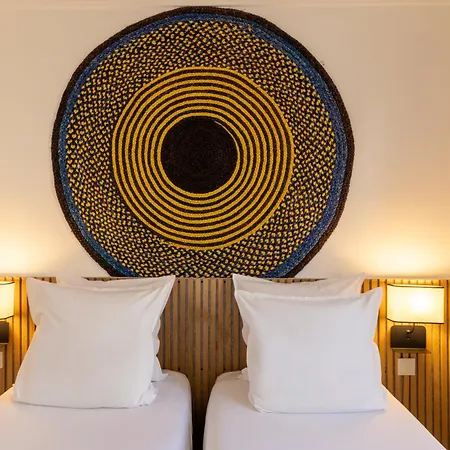 Korner Etoile 3* Parijs