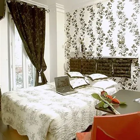Hotel Korner Etoile Parijs