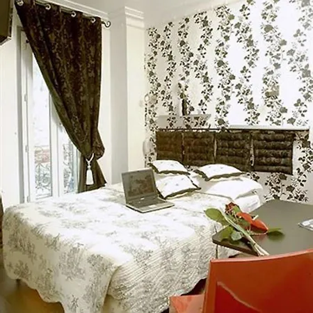 Korner Etoile Hotell