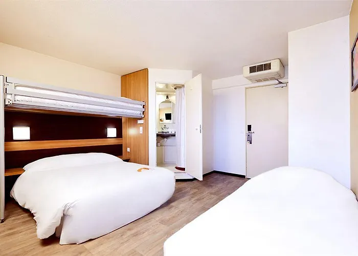 Korner Etoile ホテル 3*