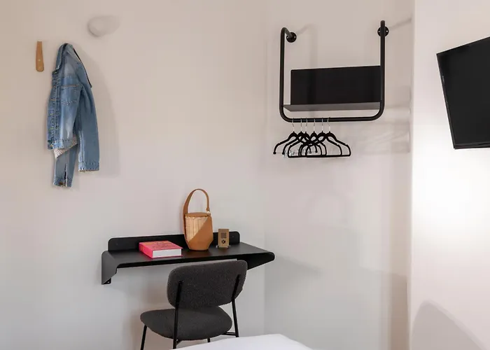 ホテル Korner Etoile 3*