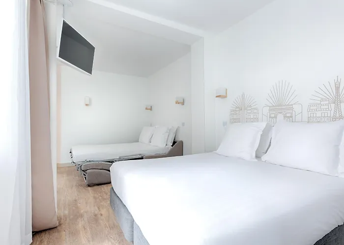 ホテル Korner Etoile