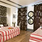 Korner Etoile Hotel